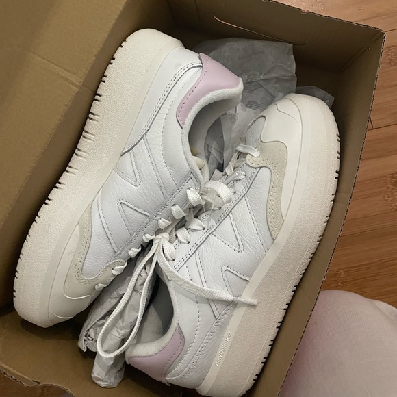 New Balance ct302 M6.5/W8 - Picture 2 of 3